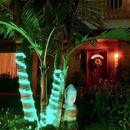 Tropical Retreat Close To Beach Гроувър Бийч Екстериор снимка